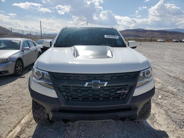 1GCGTEEN9K1106354 - 2019 CHEVROLET COLORADO ZR2 WHITE photo 5