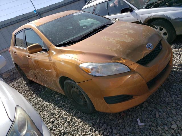 2T1LE40E99C010160 - 2009 TOYOTA MATRIX S Ոսկեգույն լուսանկար 4