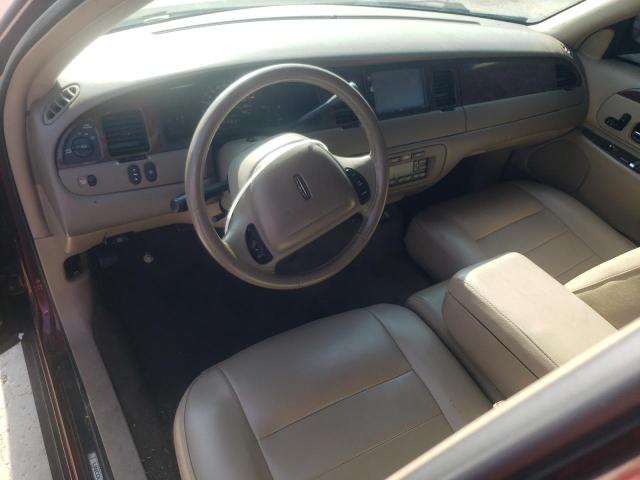 1LNHM81W52Y612798 - 2002 LINCOLN TOWN CAR EXECUTIVE BURGUNDY photo 8