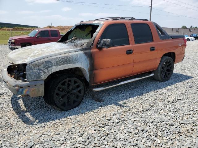 3GNEC12T24G229119 - 2004 CHEVROLET AVALANCHE C1500 ORANGE photo 1