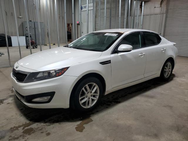 KNAGM4A78D5384721 - 2013 KIA OPTIMA LX WHITE photo 1