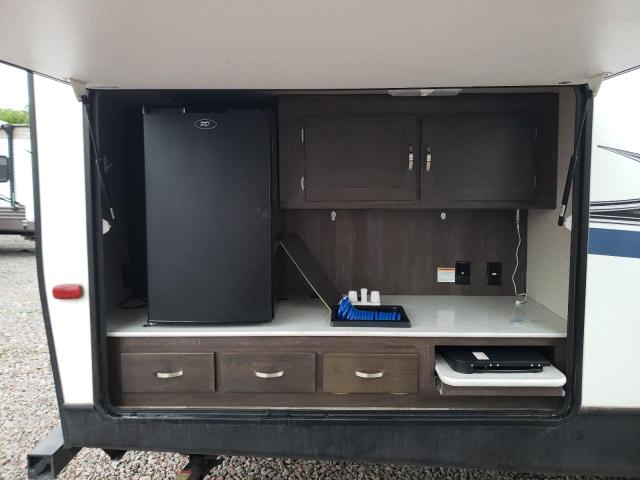 4YDT32029JB453800 - 2018 KEYSTONE OUTBACK WHITE photo 8