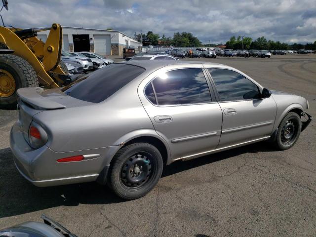 JN1CA31D21T619103 - 2001 NISSAN MAXIMA GXE SILVER photo 3