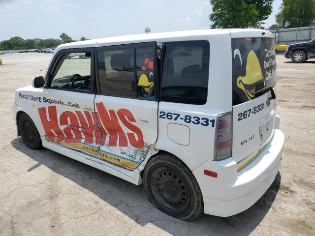 JTLKT324264078514 - 2006 TOYOTA SCION XB WHITE photo 2