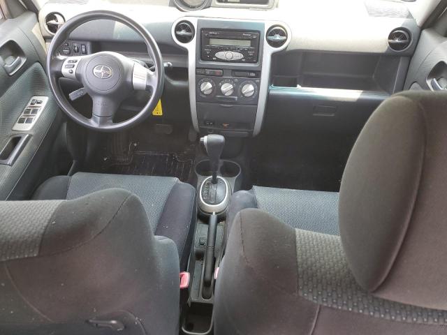 JTLKT324264078514 - 2006 TOYOTA SCION XB WHITE photo 8
