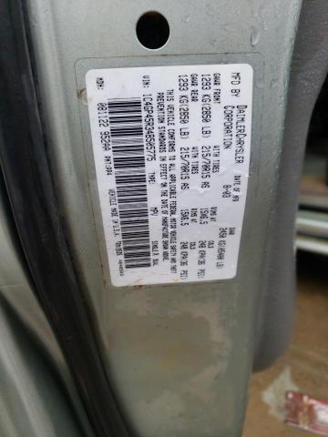 1C4GP45R34B505775 - 2004 CHRYSLER TOWN & COU 银色 照片 13