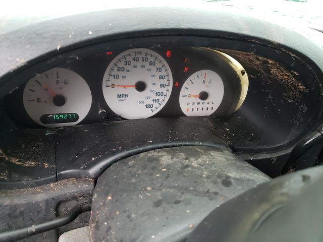 1C4GP45R34B505775 - 2004 CHRYSLER TOWN & COU 银色 照片 9