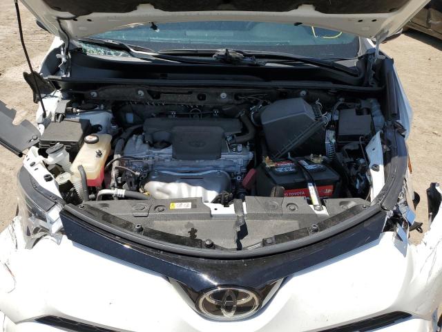 JTMNFREV4JJ177658 - 2018 TOYOTA RAV4 SE WHITE photo 12