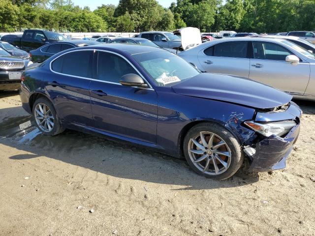 ZARFAEDN5H7556856 - 2017 ALFA ROMEO GIULIA Q4 蓝色 照片 4