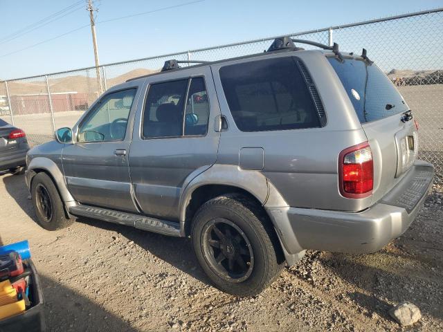 JNRDR07Y11W104255 - 2001 INFINITI QX4 SILVER photo 2