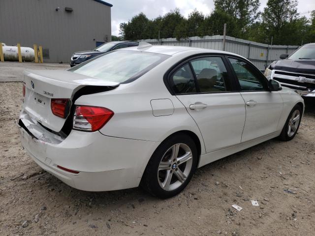 WBA3C3C58DF980199 - 2013 BMW 320 I XDRIVE WHITE photo 3