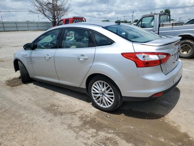 1FAHP3H25CL135490 - 2012 FORD FOCUS SEL SILVER photo 2