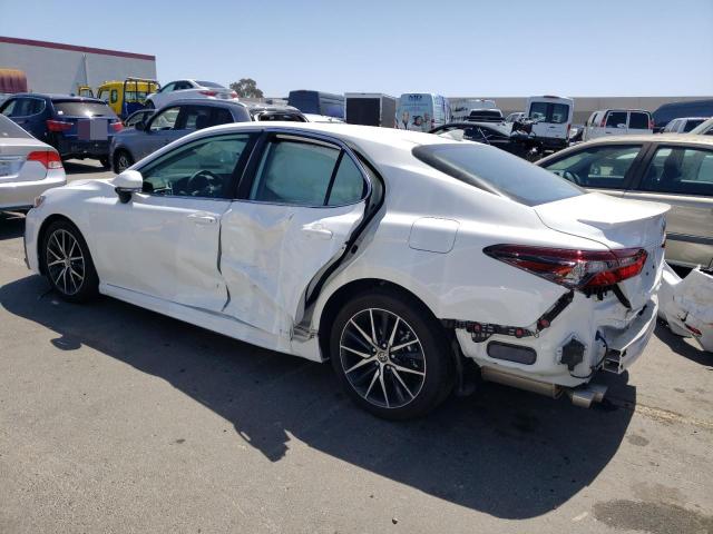 4T1S31AK7RU075107 - 2024 TOYOTA CAMRY SE NIGHT SHADE WHITE photo 2