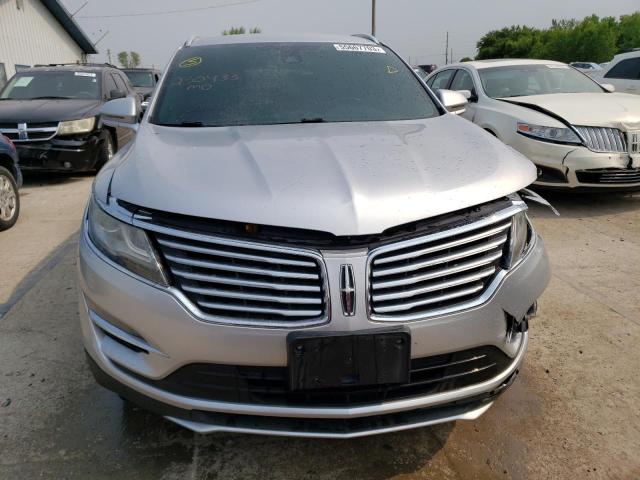 5LMCJ2D95GUJ30821 - 2016 LINCOLN MKC SELECT 银色 照片 5