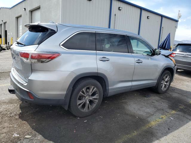 5TDJKRFH8ES071774 - 2014 TOYOTA HIGHLANDER XLE SILVER photo 3