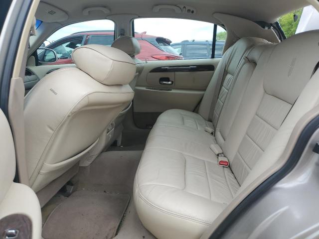1LNHM81W8YY769735 - 2000 LINCOLN TOWN CAR EXECUTIVE TAN photo 10