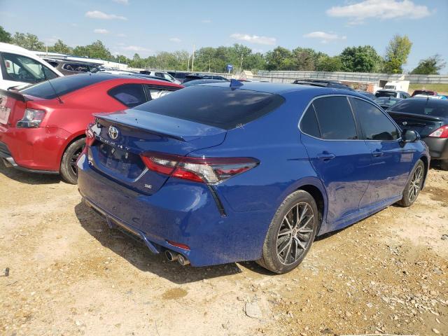 4T1G11AK5PU101051 - 2023 TOYOTA CAMRY SE NIGHT SHADE BLUE photo 3