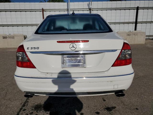 WDBUF56X88B192574 - 2008 MERCEDES-BENZ E 350 WHITE photo 6