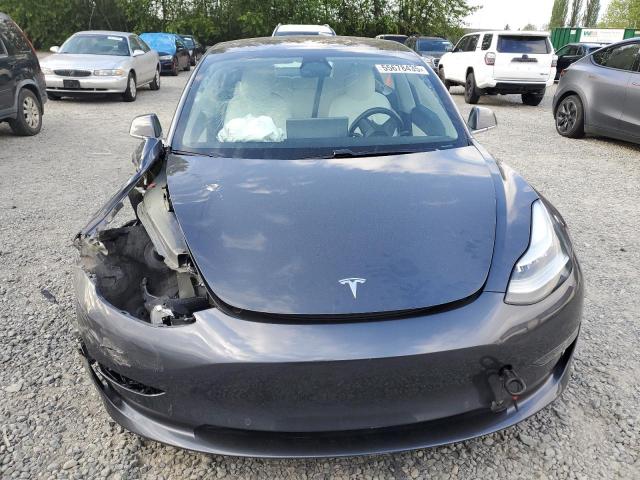 5YJ3E1EB2JF170135 - 2018 TESLA MODEL 3 Grafit foto 5