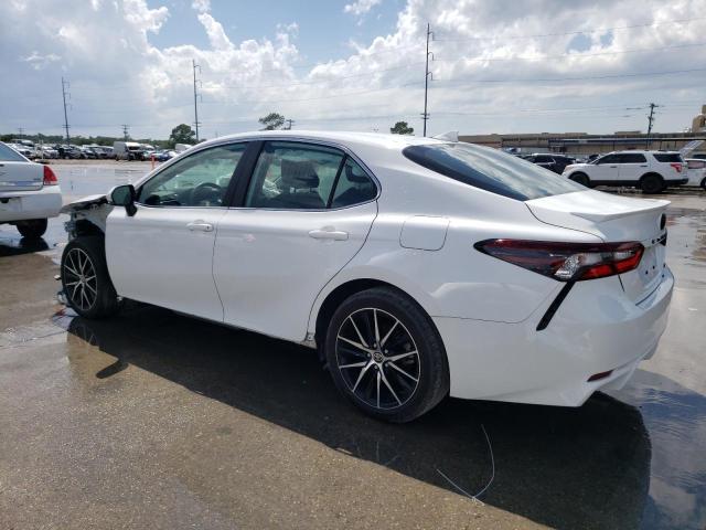 4T1G11AKXPU741207 - 2023 TOYOTA CAMRY SE NIGHT SHADE WHITE photo 2