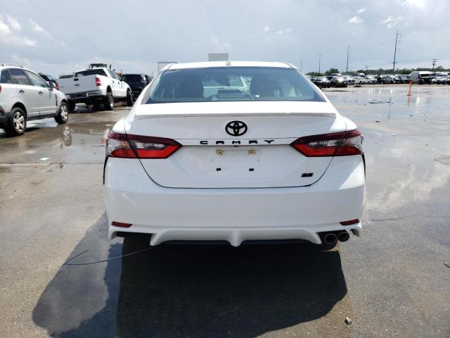 4T1G11AKXPU741207 - 2023 TOYOTA CAMRY SE NIGHT SHADE WHITE photo 6