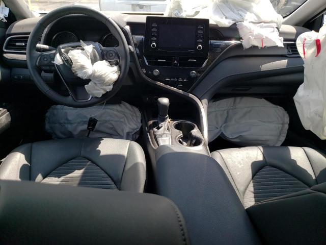 4T1G11AKXPU741207 - 2023 TOYOTA CAMRY SE NIGHT SHADE WHITE photo 8