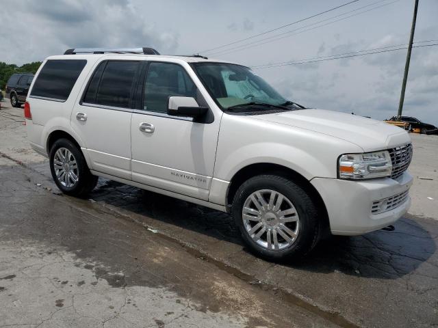 5LMJJ2H51AEJ02126 - 2010 LINCOLN NAVIGATOR 白色 照片 4
