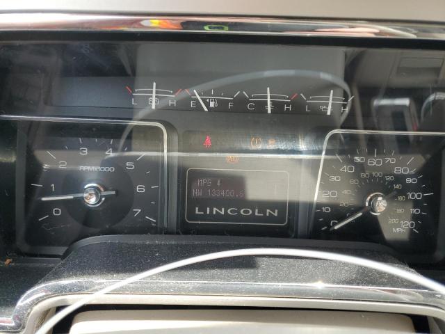 5LMJJ2H51AEJ02126 - 2010 LINCOLN NAVIGATOR 白色 照片 9