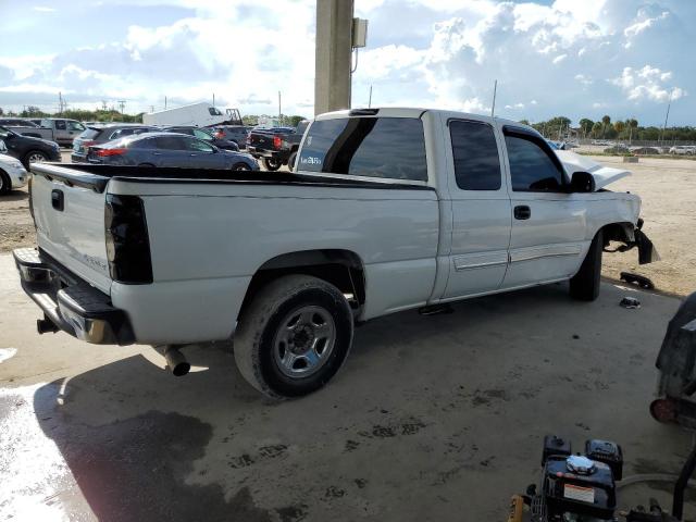 2GCEC19V531352680 - 2003 CHEVROLET SILVERADO C1500 WHITE photo 3