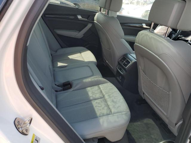 WA1CNAFY6J2068921 - 2018 AUDI Q5 PRESTIGE 白色 照片 11