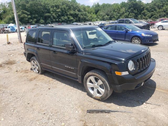 1C4NJPFB8GD678213 - 2016 JEEP PATRIOT LATITUDE BLACK photo 4