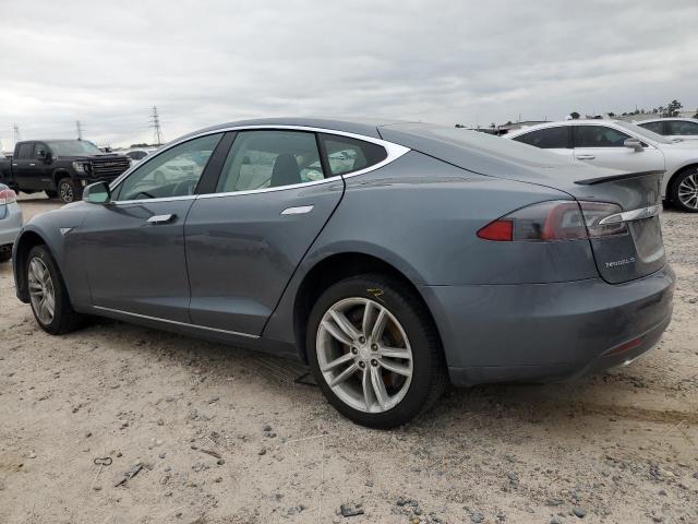 5YJSA1CP6DFP22018 - 2013 TESLA MODEL S 灰色 照片 2