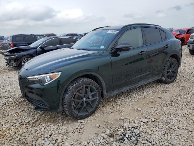 ZASPAJAN9M7D00233 - 2021 ALFA ROMEO STELVIO SPORT Grün Foto 1