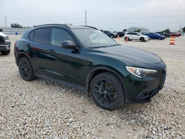 ZASPAJAN9M7D00233 - 2021 ALFA ROMEO STELVIO SPORT Grün Foto 4