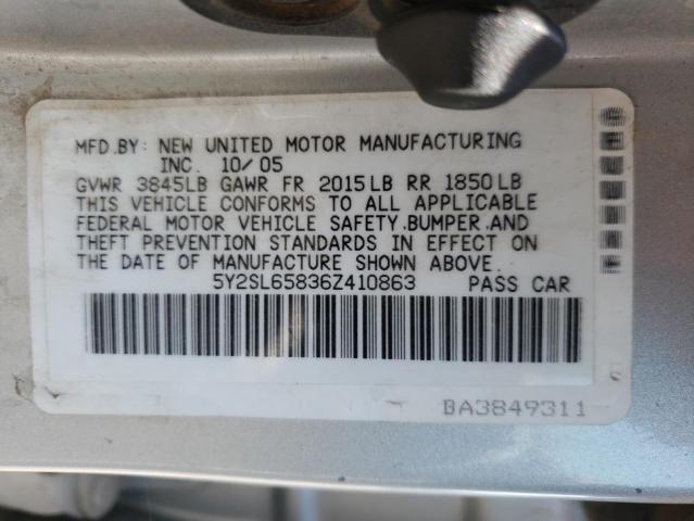 5Y2SL65836Z410863 - 2006 PONTIAC VIBE SILVER photo 12