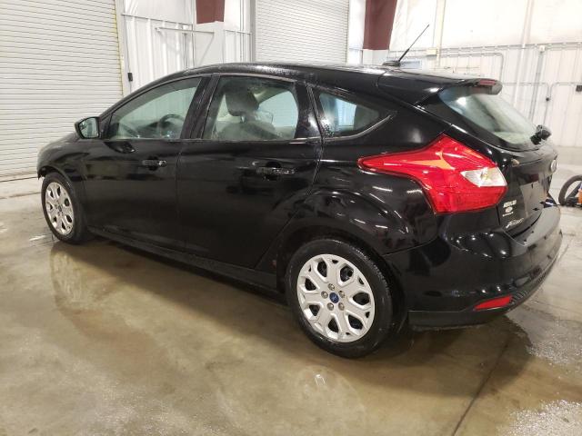 1FAHP3K23CL227593 - 2012 FORD FOCUS SE BLACK photo 2