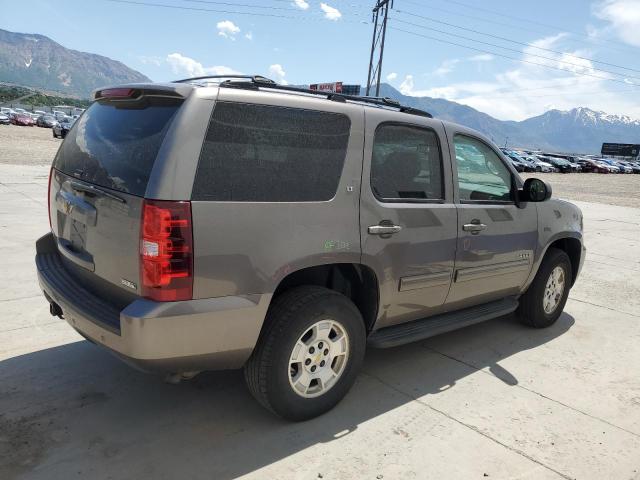 1GNSKBE02BR243922 - 2011 CHEVROLET TAHOE K1500 LT GRAY photo 3