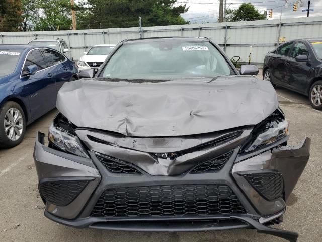 4T1S11AK8PU150609 - 2023 TOYOTA CAMRY SE NIGHT SHADE GRAY photo 5