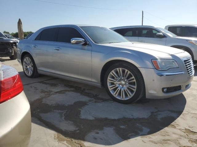 2C3CA6CTXBH614043 - 2011 CHRYSLER 300C SILVER photo 4