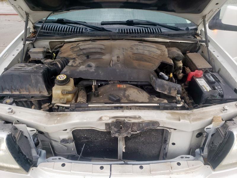 5LMEU68H33ZJ42410 - 2003 LINCOLN AVIATOR თეთრი ფოტო 12