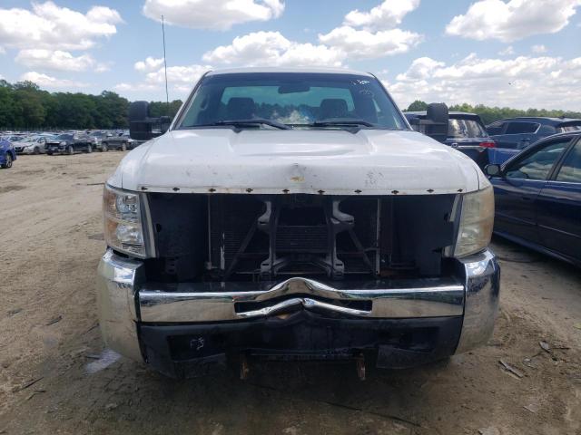 1GCHK74K79E128060 - 2009 CHEVROLET SILVERADO K3500 WHITE photo 5