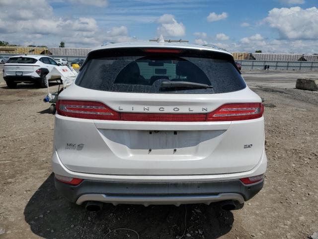 5LMCJ3C95HUL03813 - 2017 LINCOLN MKC RESERVE თეთრი ფოტო 6