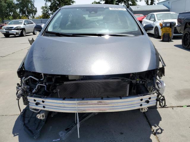 JTDKARFP7H3035711 - 2017 TOYOTA PRIUS PRIM 灰色 照片 5