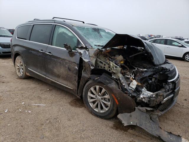 2C4RC1BG8JR114852 - 2018 CHRYSLER PACIFICA TOURING L GRAY photo 4