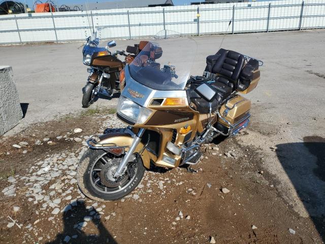 1HFSC1462FA118144 - 1985 HONDA GL1200 L GOLD photo 2