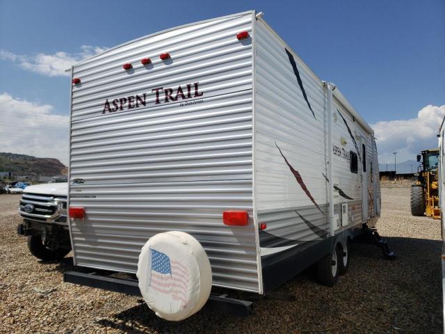 47CTATR20CT207781 - 2012 COACH TRAILER WHITE photo 4