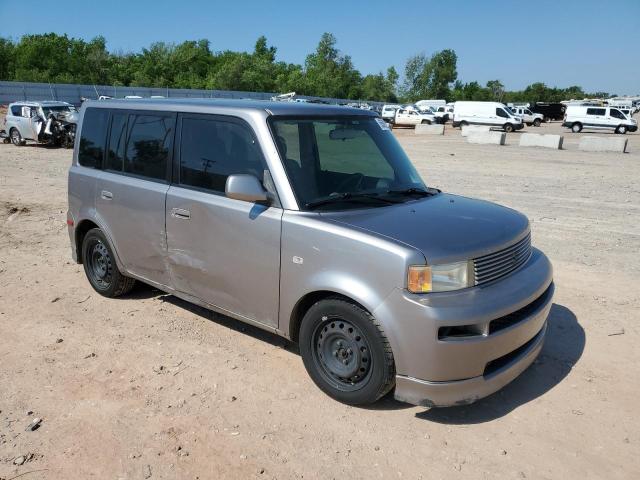JTLKT324264110085 - 2006 TOYOTA SCION XB SILVER photo 4