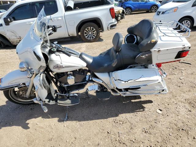 1HD1FCW146Y689974 - 2006 HARLEY-DAVIDSON FLHTCUI 白色 照片 9
