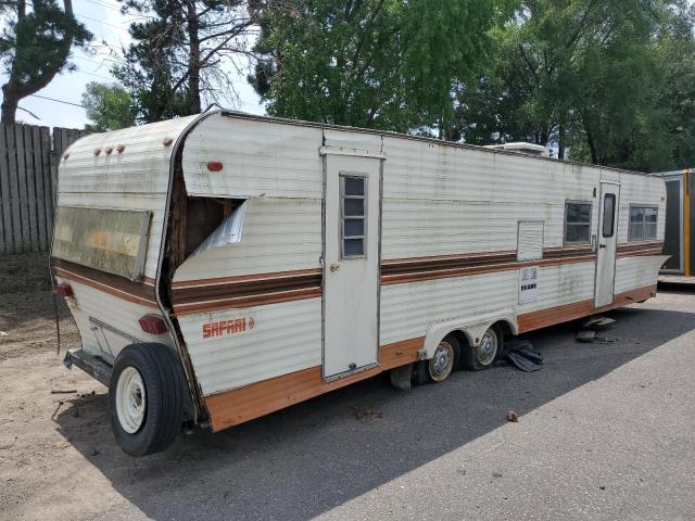 17S200R23C1002633 - 1982 SAFARI MOTORGOME WHITE photo 4