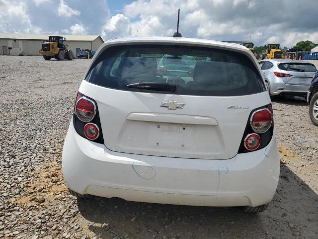 1G1JA6SG9G4172215 - 2016 CHEVROLET SONIC LS WHITE photo 6